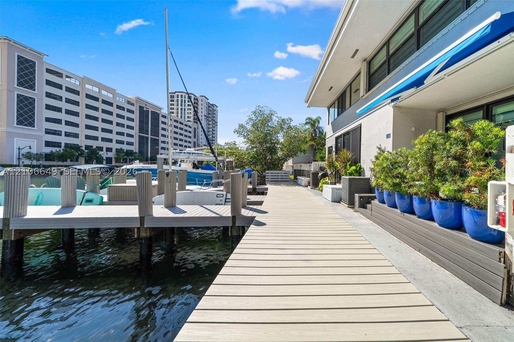 216 Poinciana Dr #206, Sunny Isles Beach FL 33160