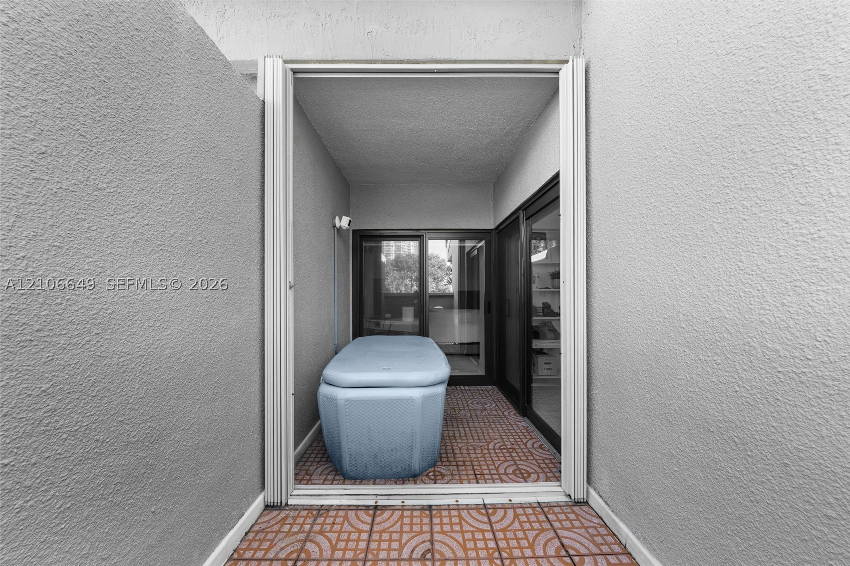 216 Poinciana Dr #206, Sunny Isles Beach FL 33160