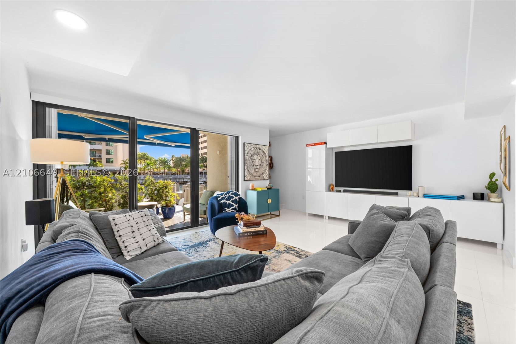 216 Poinciana Dr #206, Sunny Isles Beach FL 33160