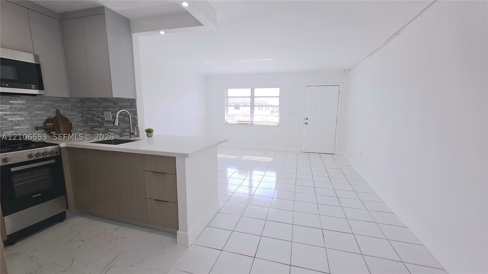 65 NE 202nd Ter #Q30, North Miami Beach FL 33179