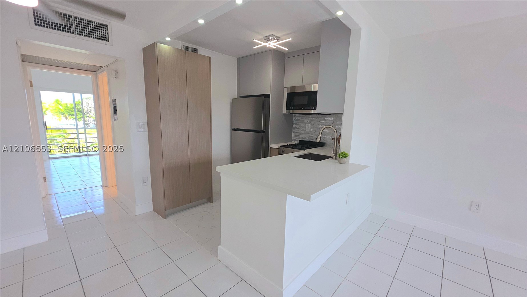 65 NE 202nd Ter #Q30, North Miami Beach FL 33179
