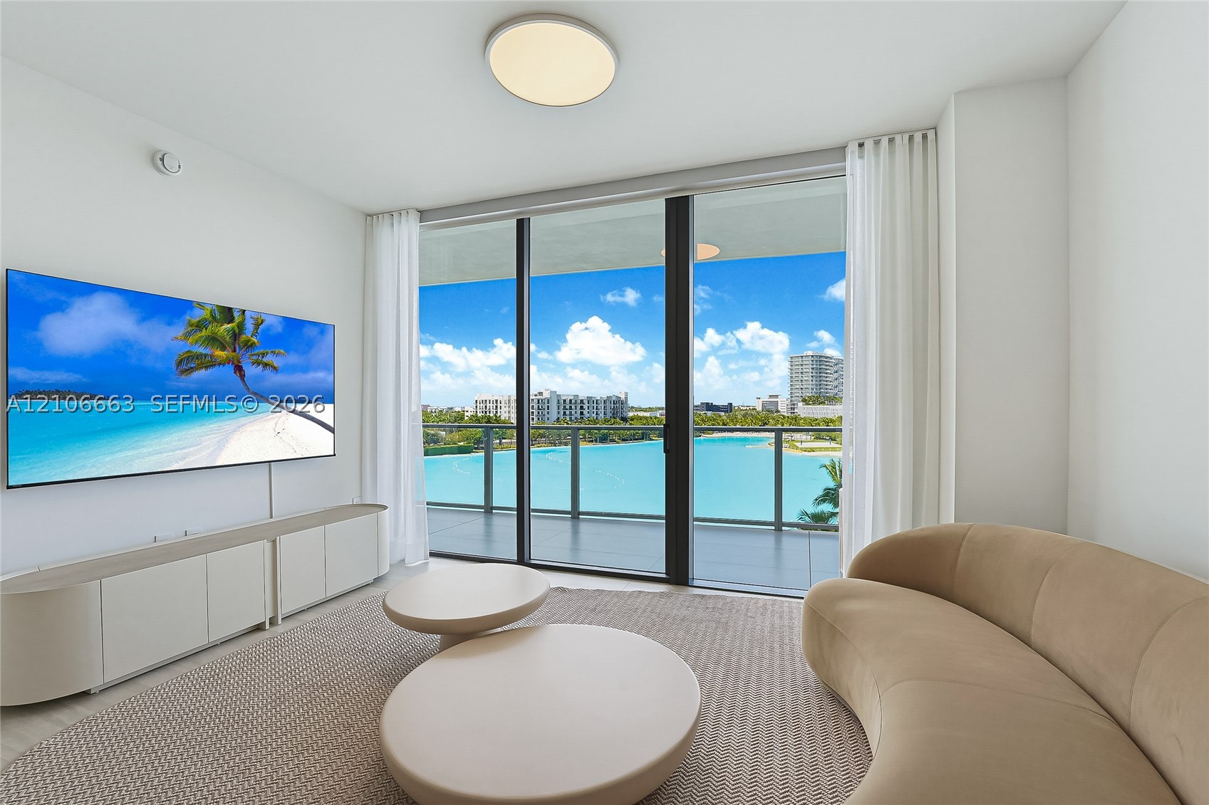 2411 Laguna Circle #409, North Miami FL 33181