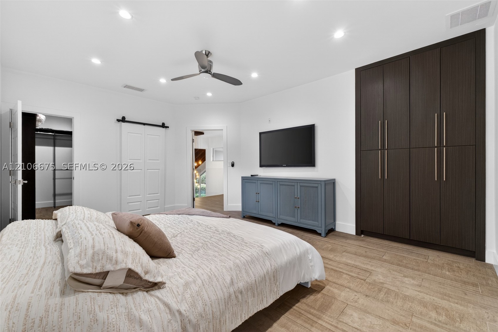 3231 Salzedo St, Coral Gables FL 33134