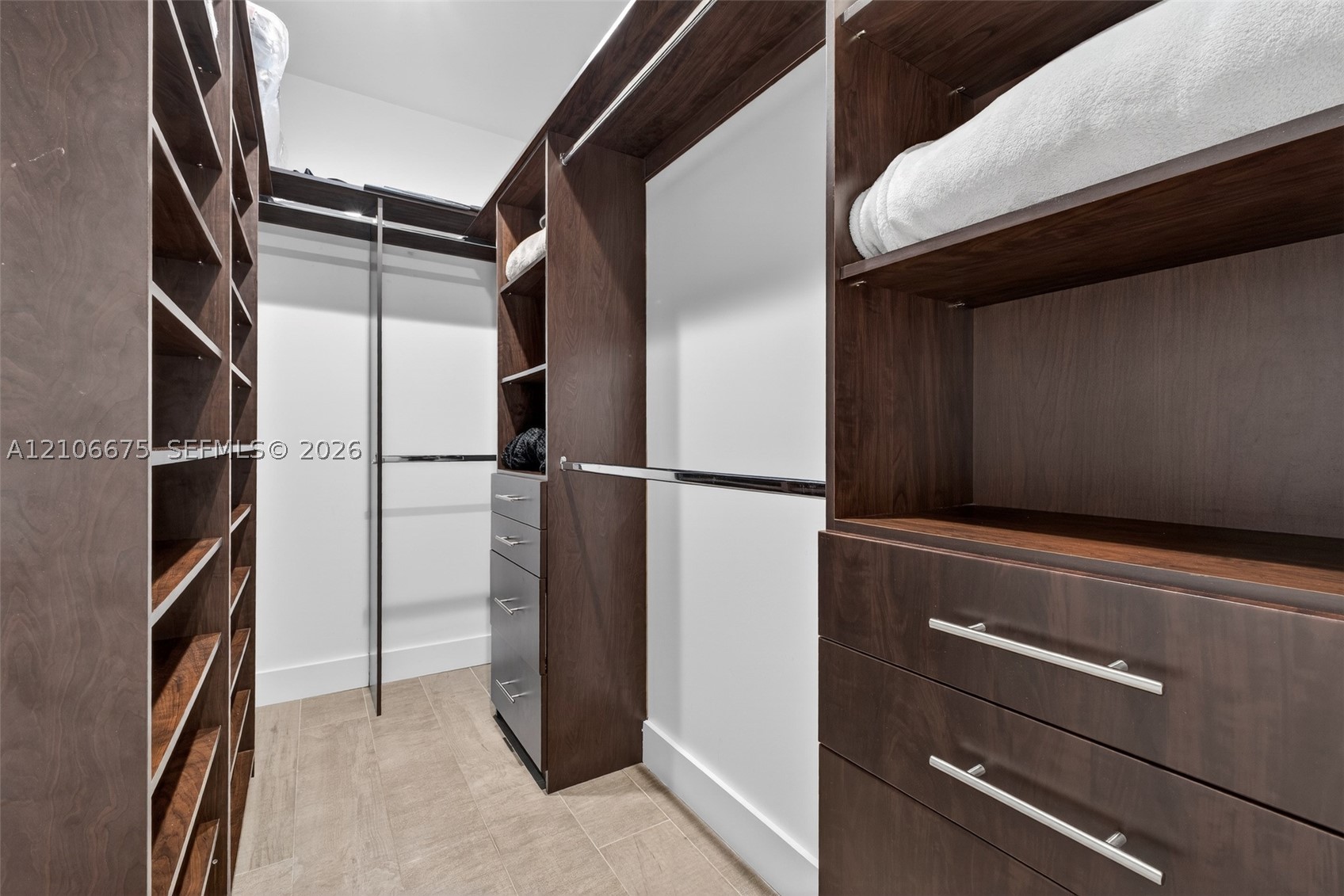 3231 Salzedo St, Coral Gables FL 33134