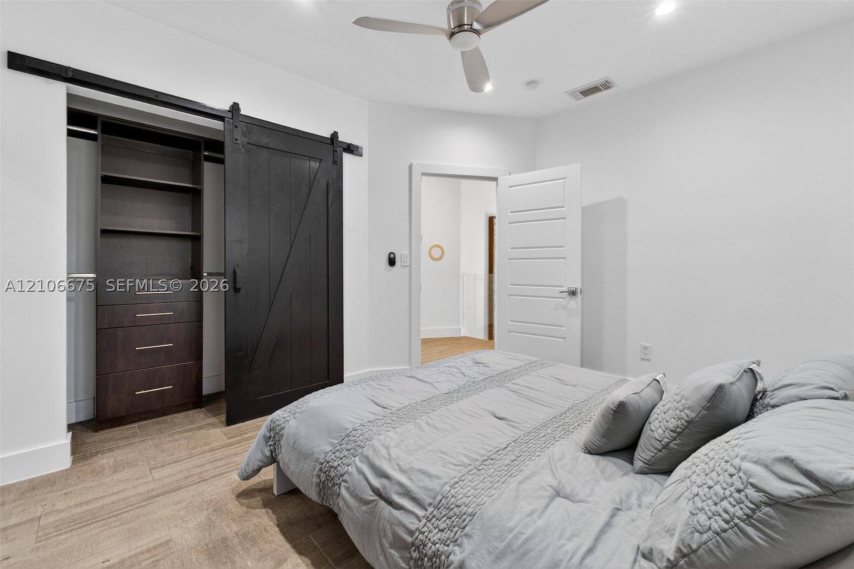 3231 Salzedo St, Coral Gables FL 33134