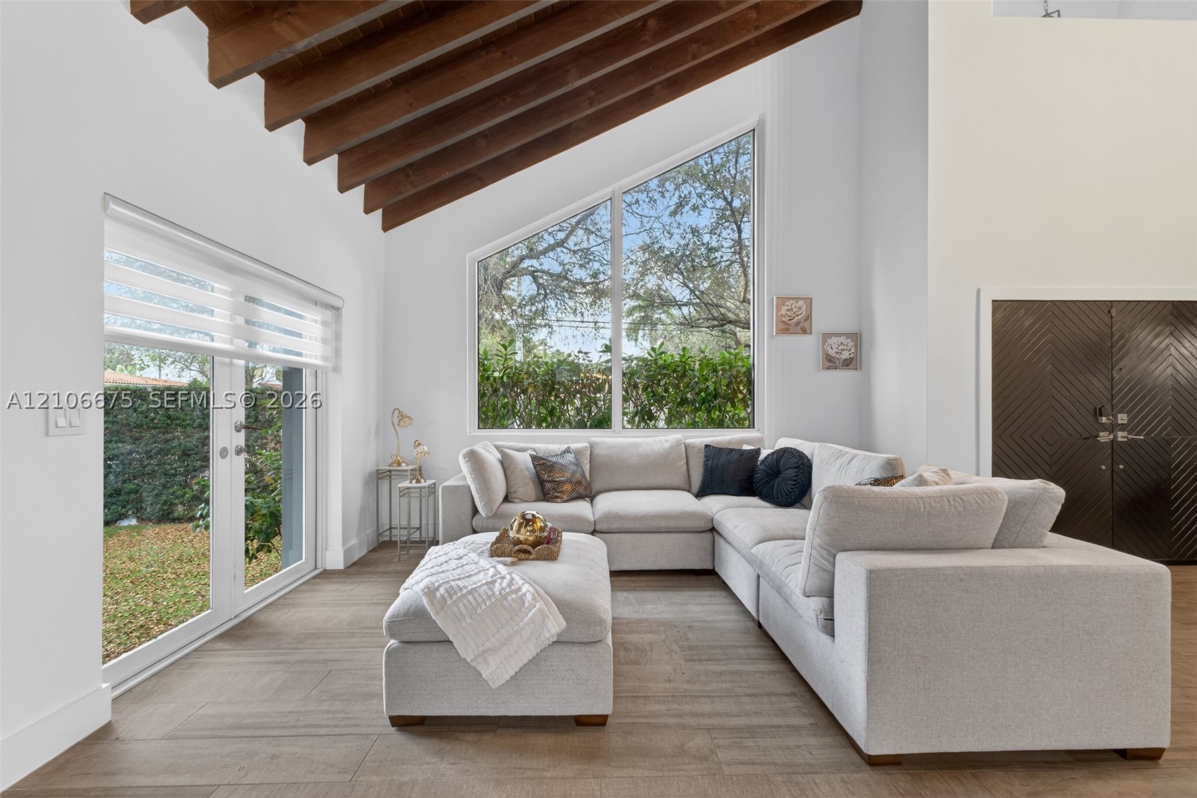 3231 Salzedo St, Coral Gables FL 33134