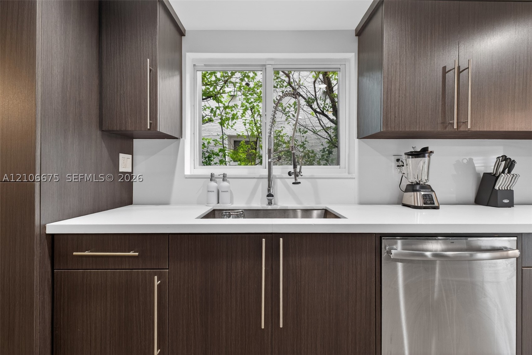 3231 Salzedo St, Coral Gables FL 33134