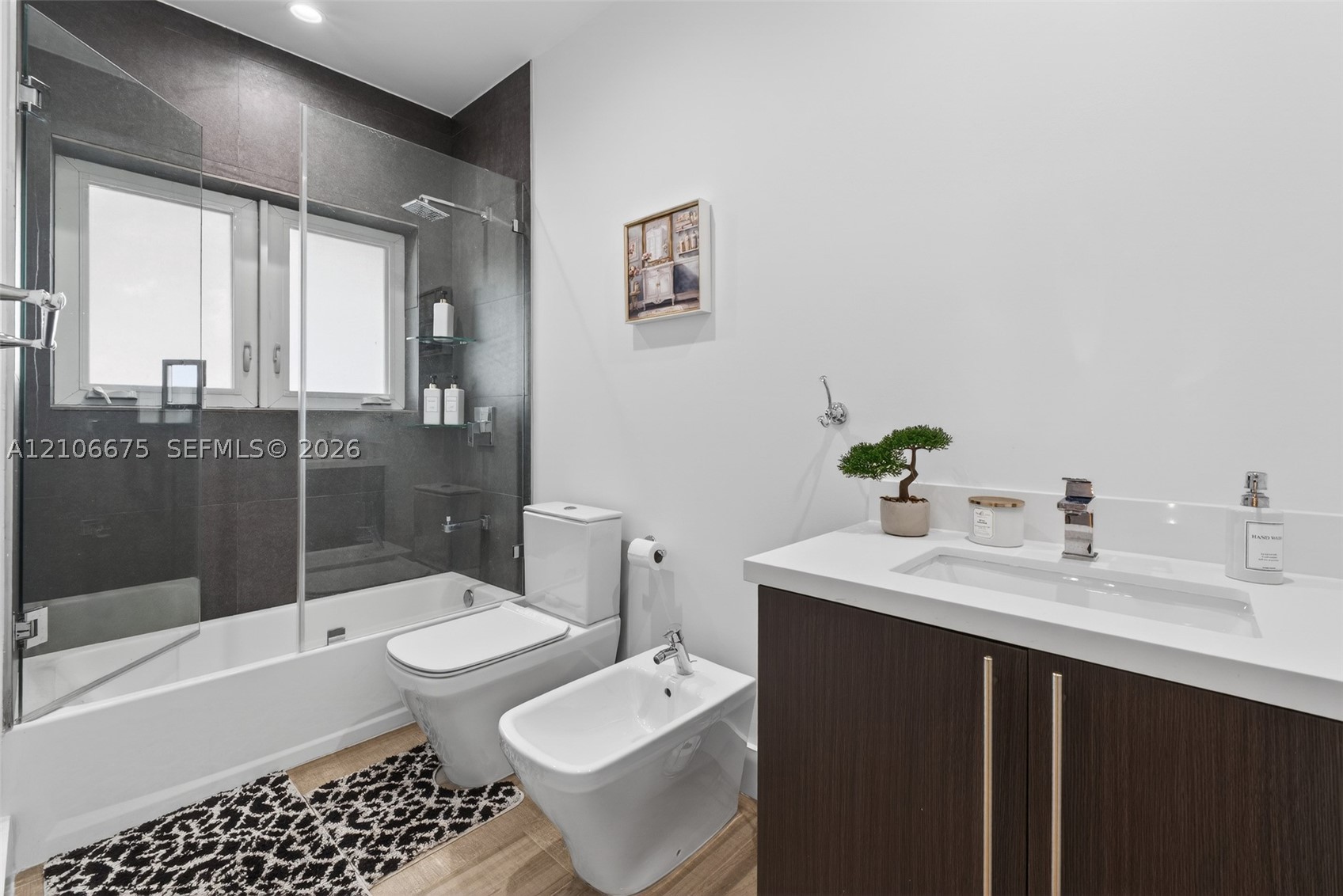 3231 Salzedo St, Coral Gables FL 33134