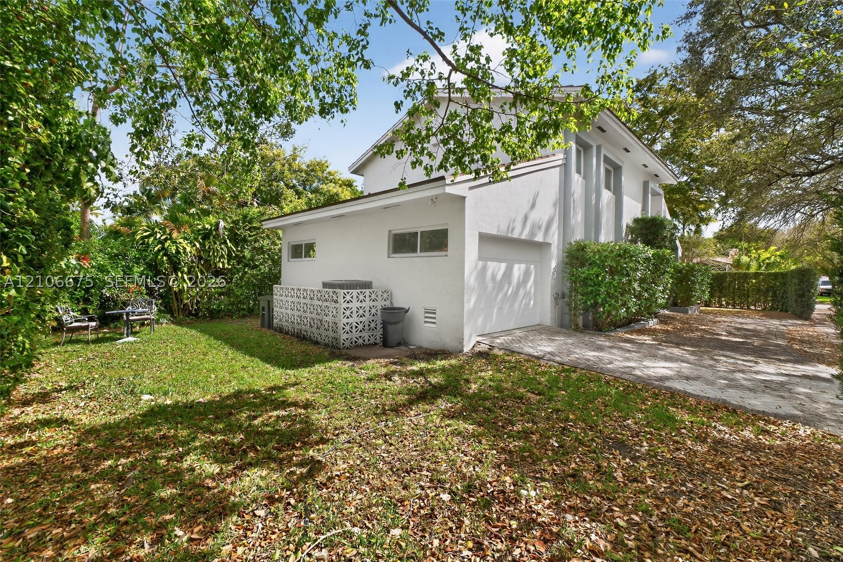 3231 Salzedo St, Coral Gables FL 33134