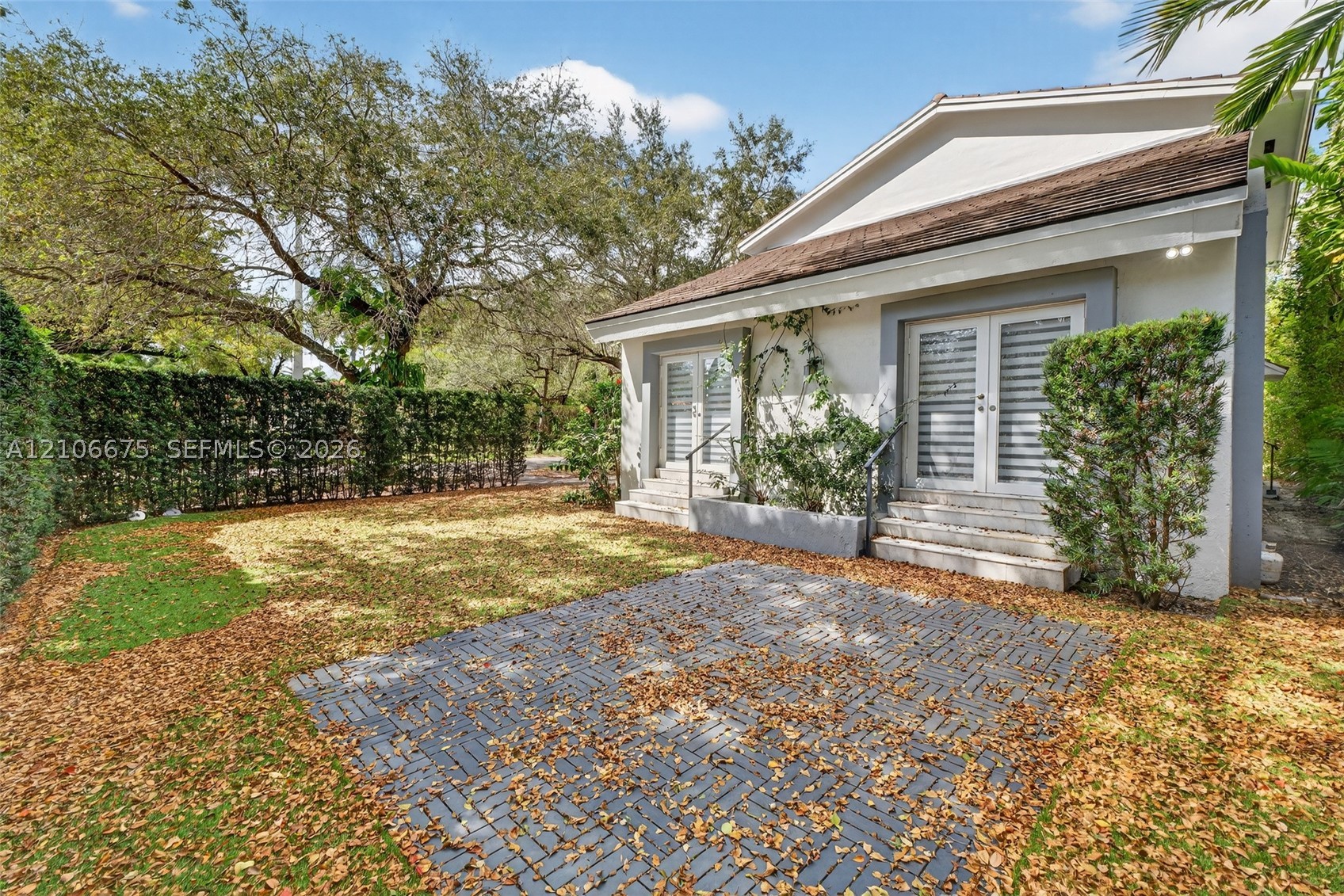 3231 Salzedo St, Coral Gables FL 33134