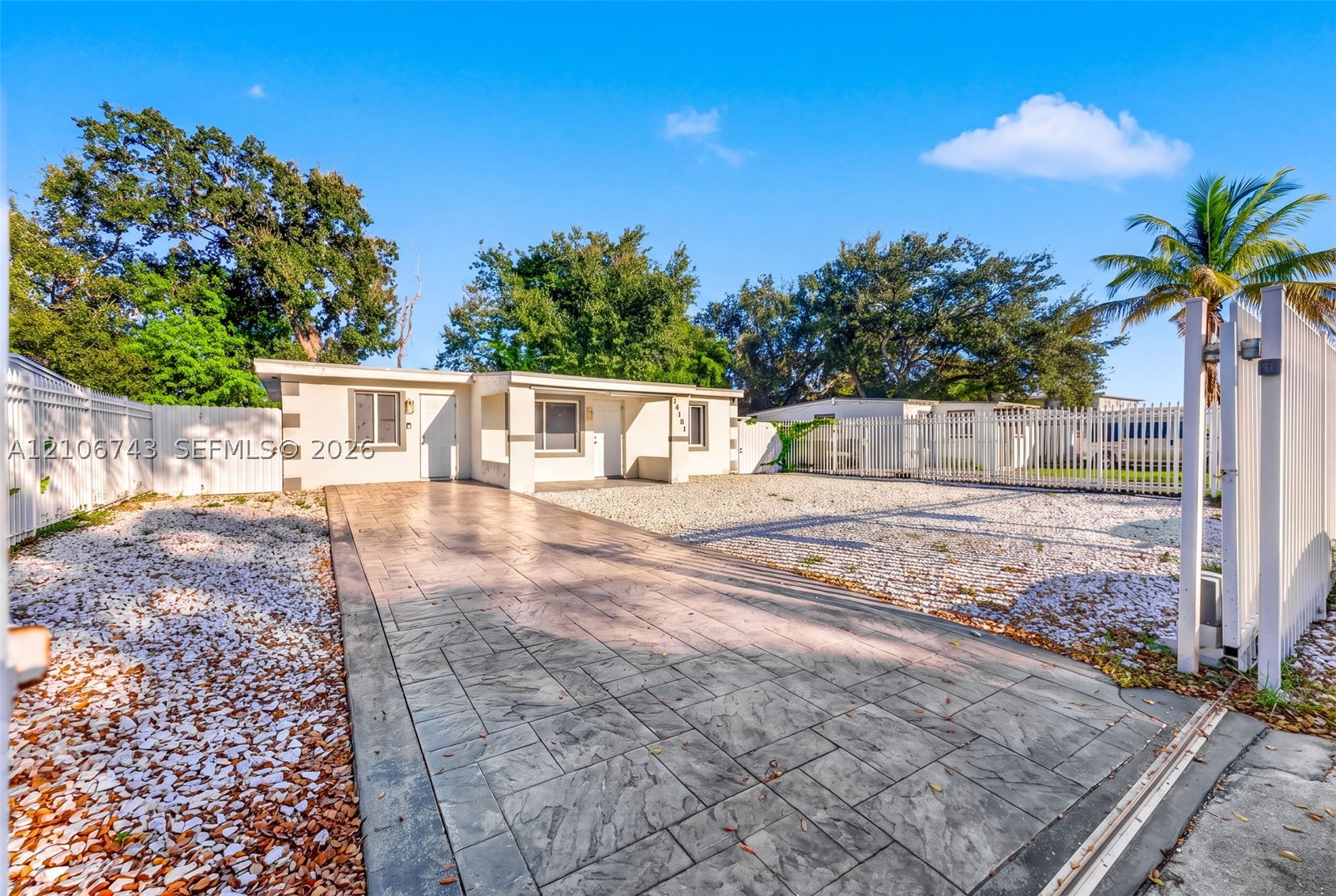 14181 NW 23rd Ct, Opa Locka FL 33054