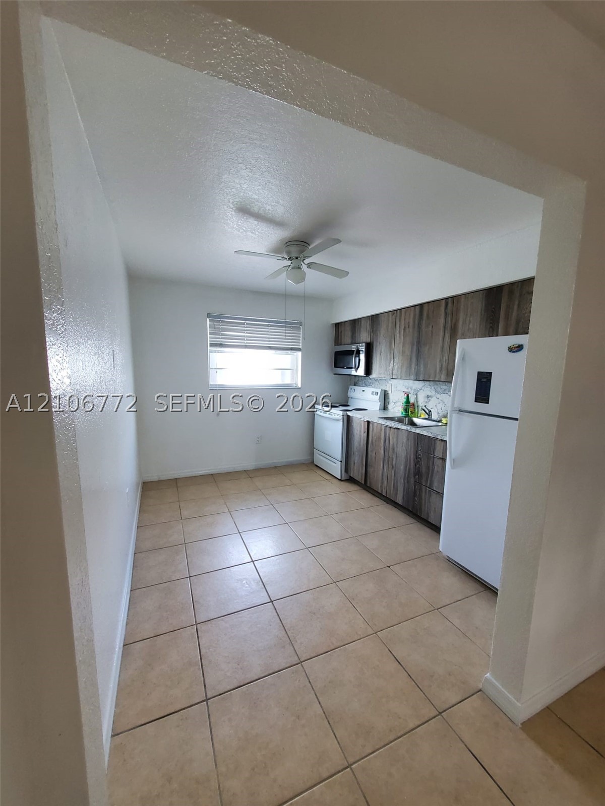 1644 NW 1st St #5, Miami FL 33125