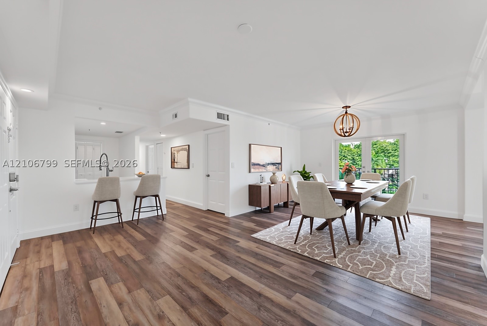 323 Navarre Ave #202, Coral Gables FL 33134