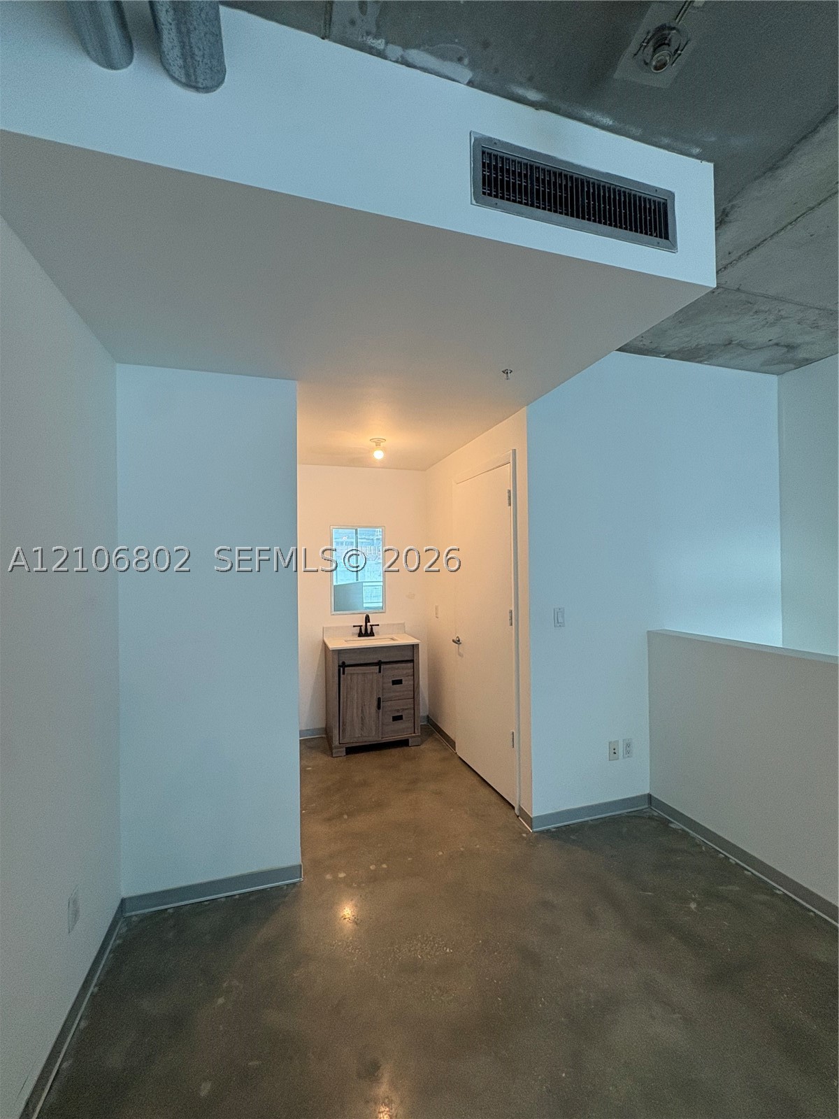 690 SW 1st Ct #1212, Miami FL 33130
