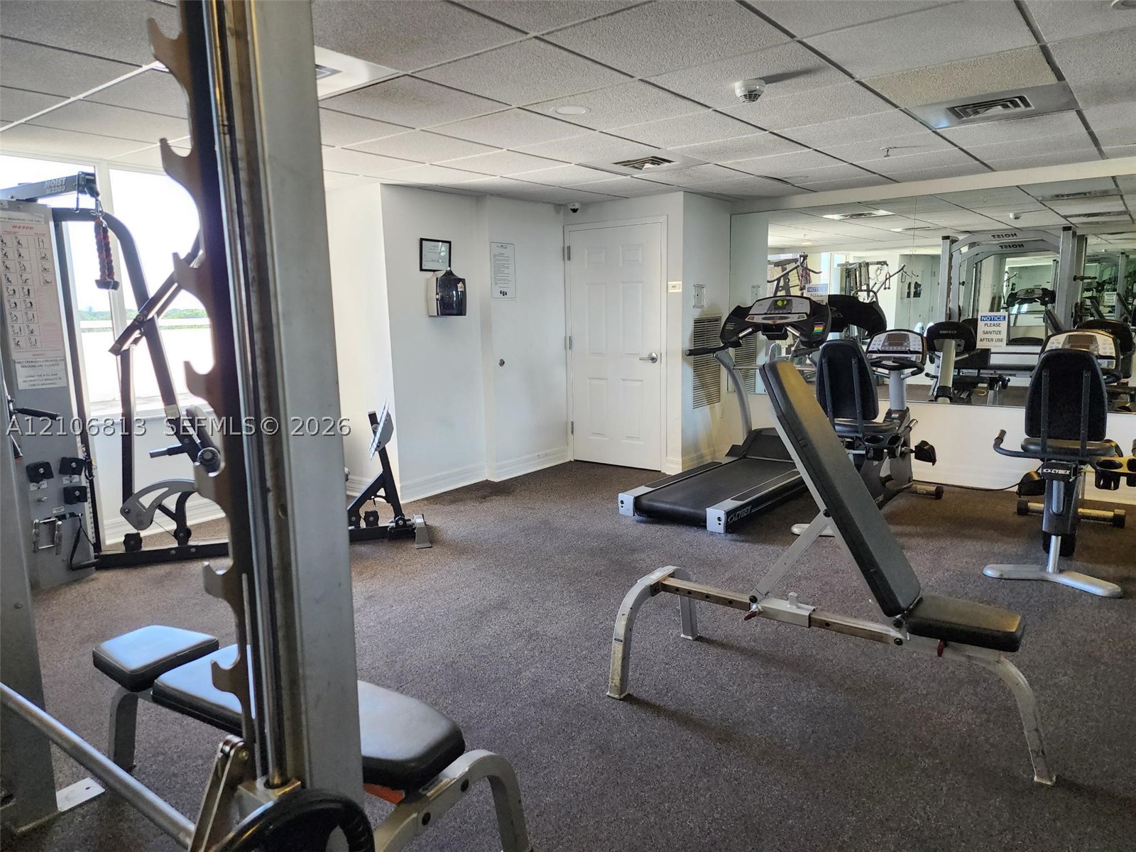 900 SW 8th St #902, Miami FL 33130