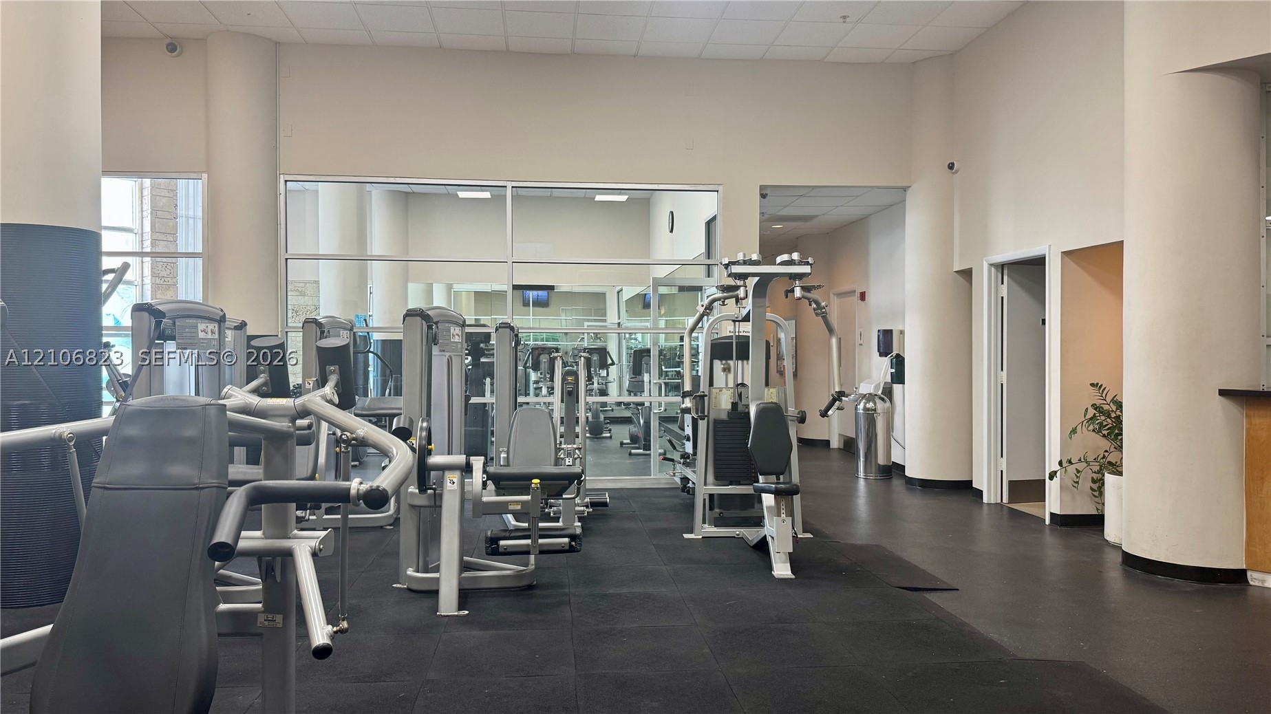 5161 Collins Avenue #515, Miami Beach FL 33140