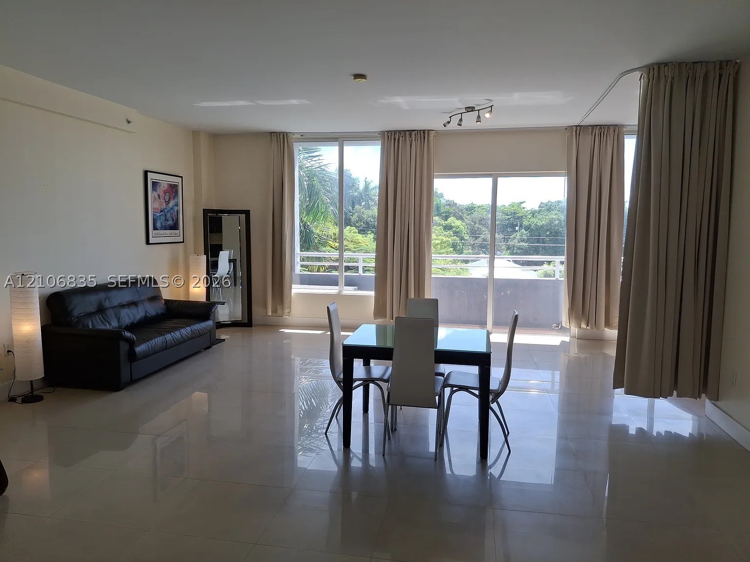 3250 Grand Ave #410, Miami FL 33133