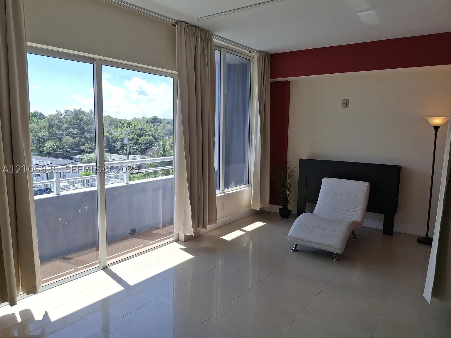 3250 Grand Ave #410, Miami FL 33133