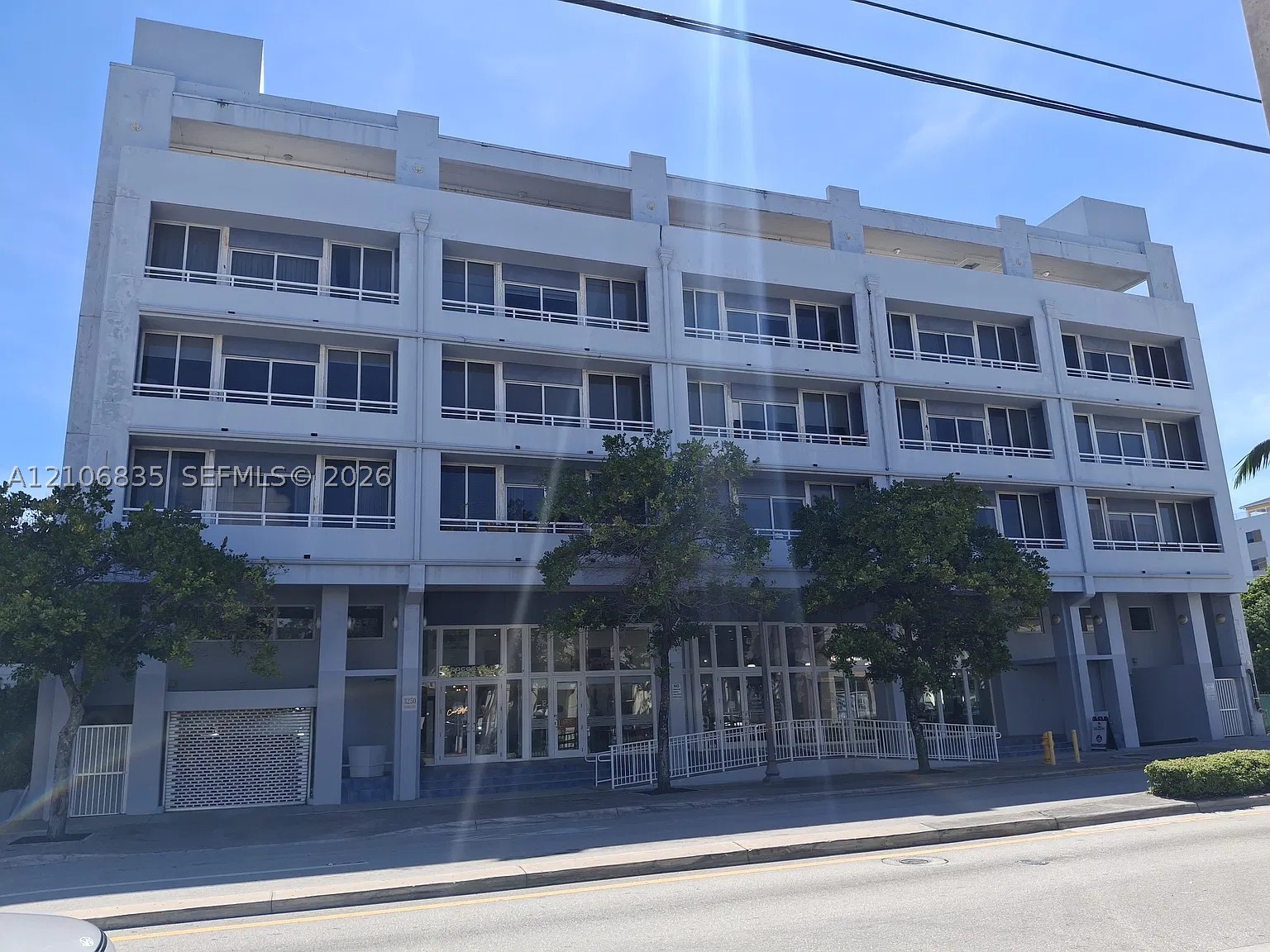 3250 Grand Ave #410, Miami FL 33133