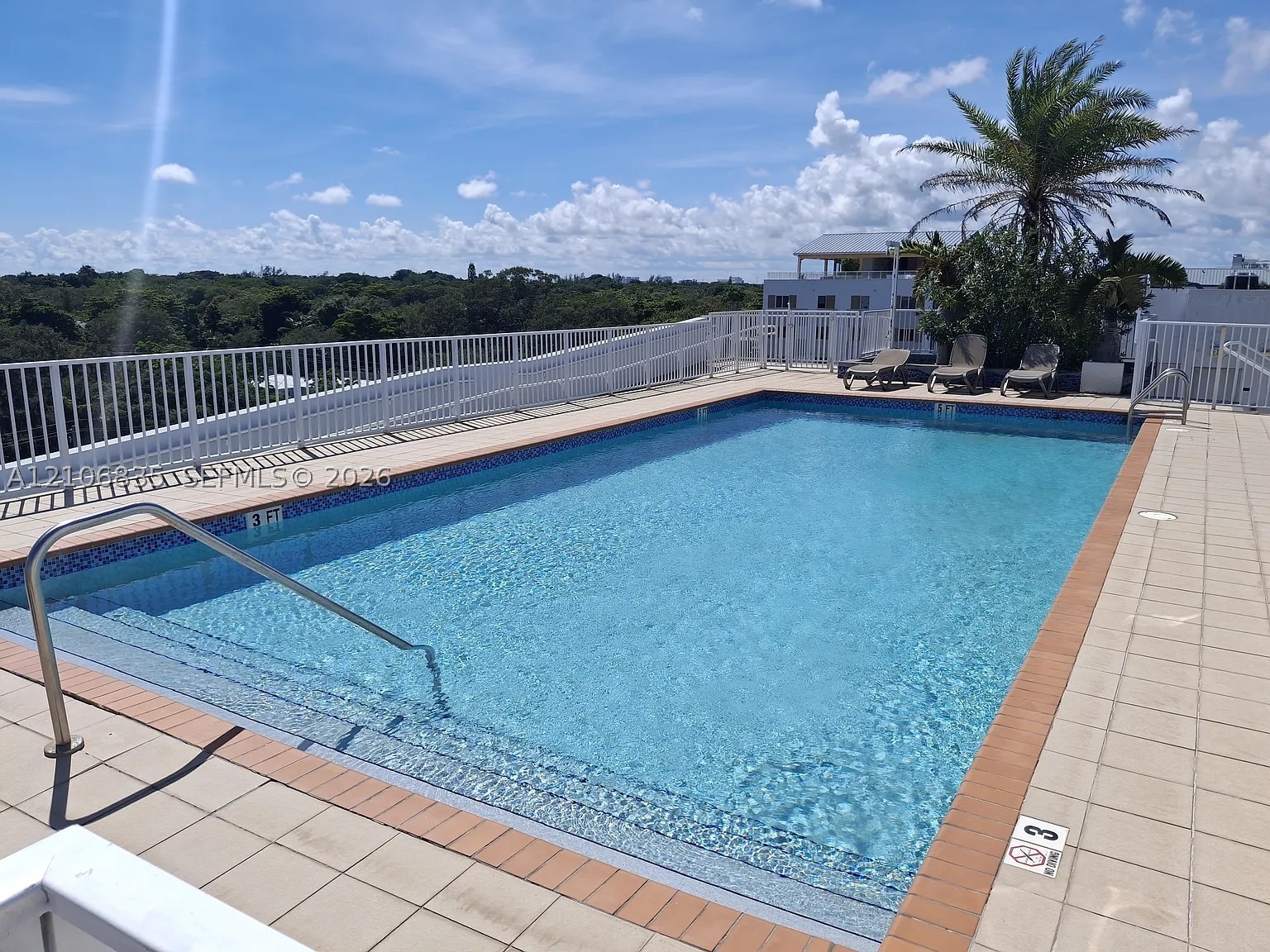 3250 Grand Ave #410, Miami FL 33133