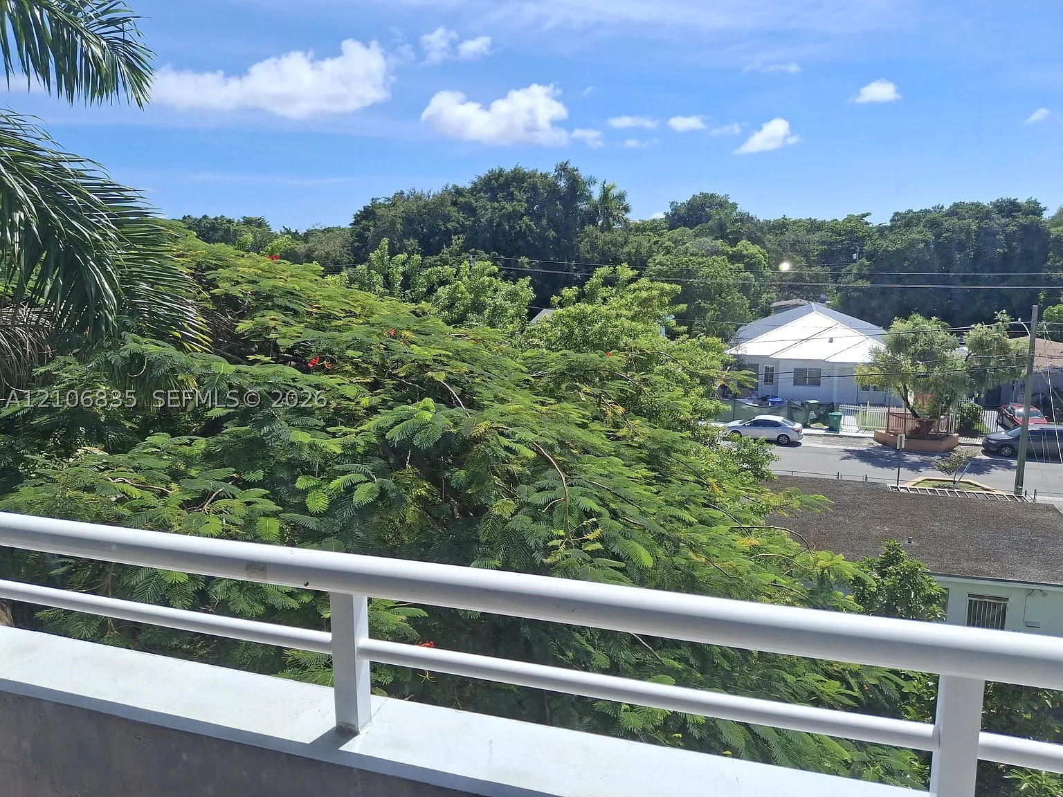 3250 Grand Ave #410, Miami FL 33133