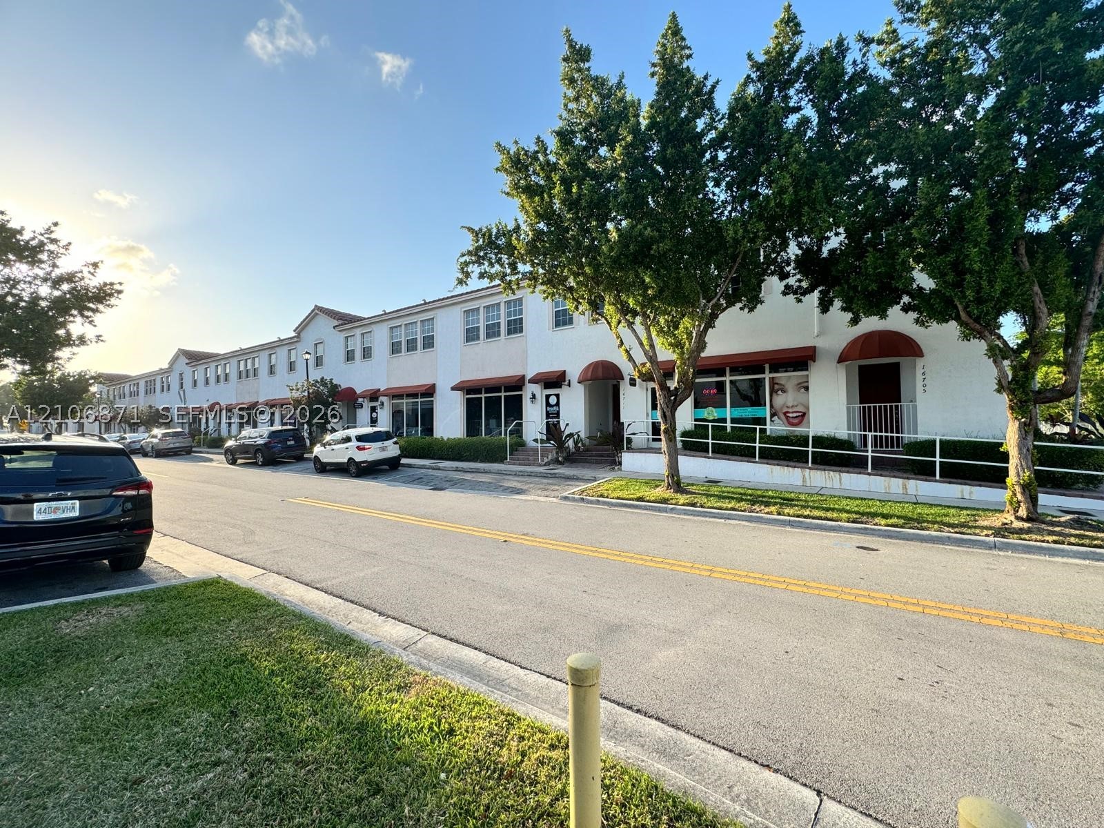 16723 SW 95th St, Miami FL 33196