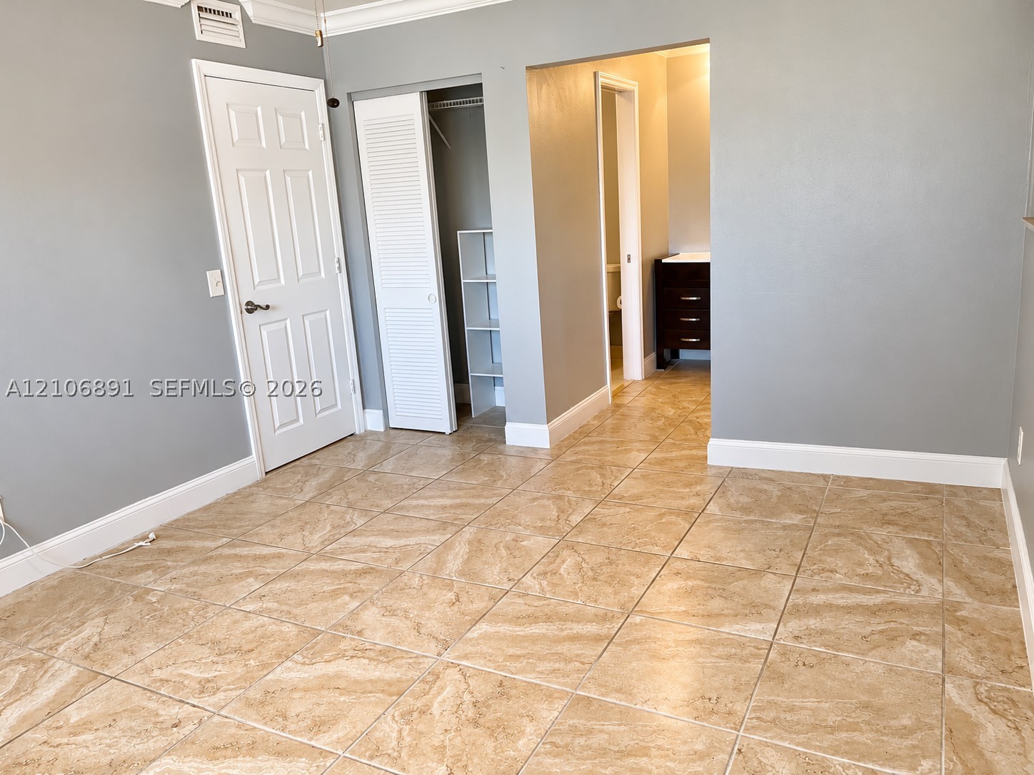 9729 Hammocks Blvd #202E, Miami FL 33196