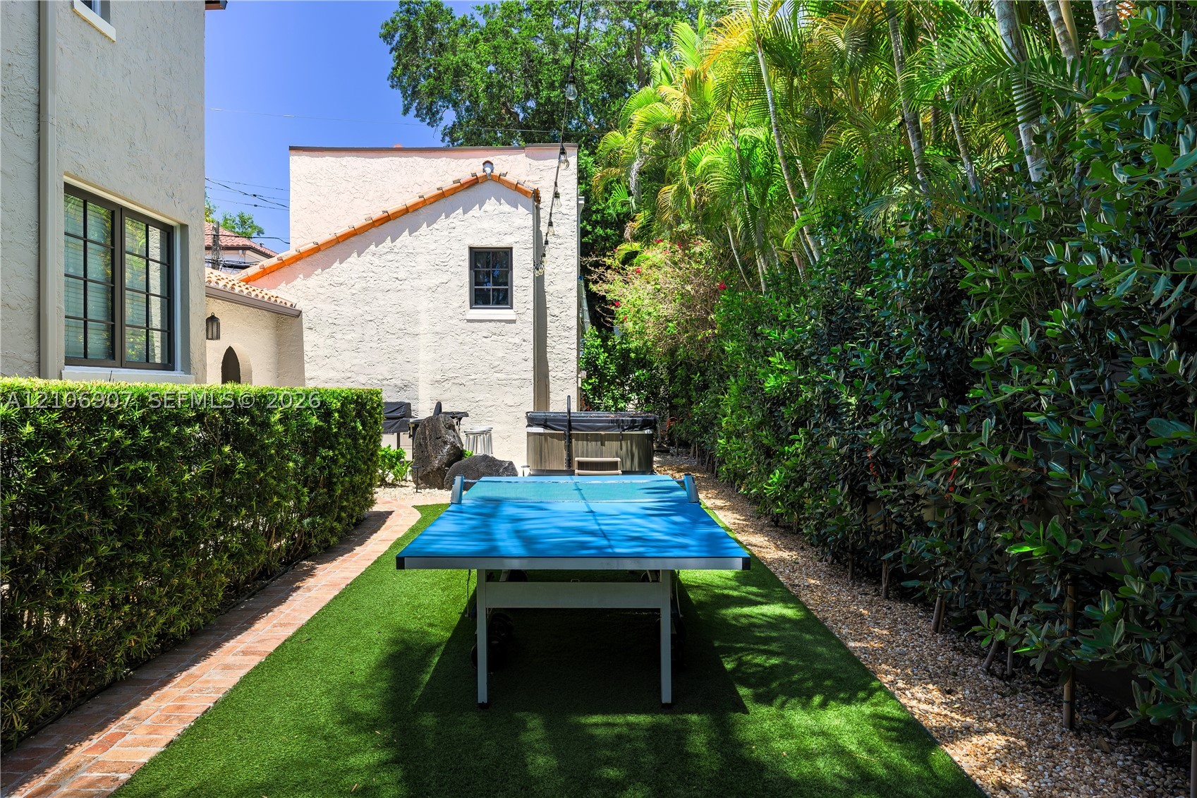 1822 Country Club Prado, Coral Gables FL 33134