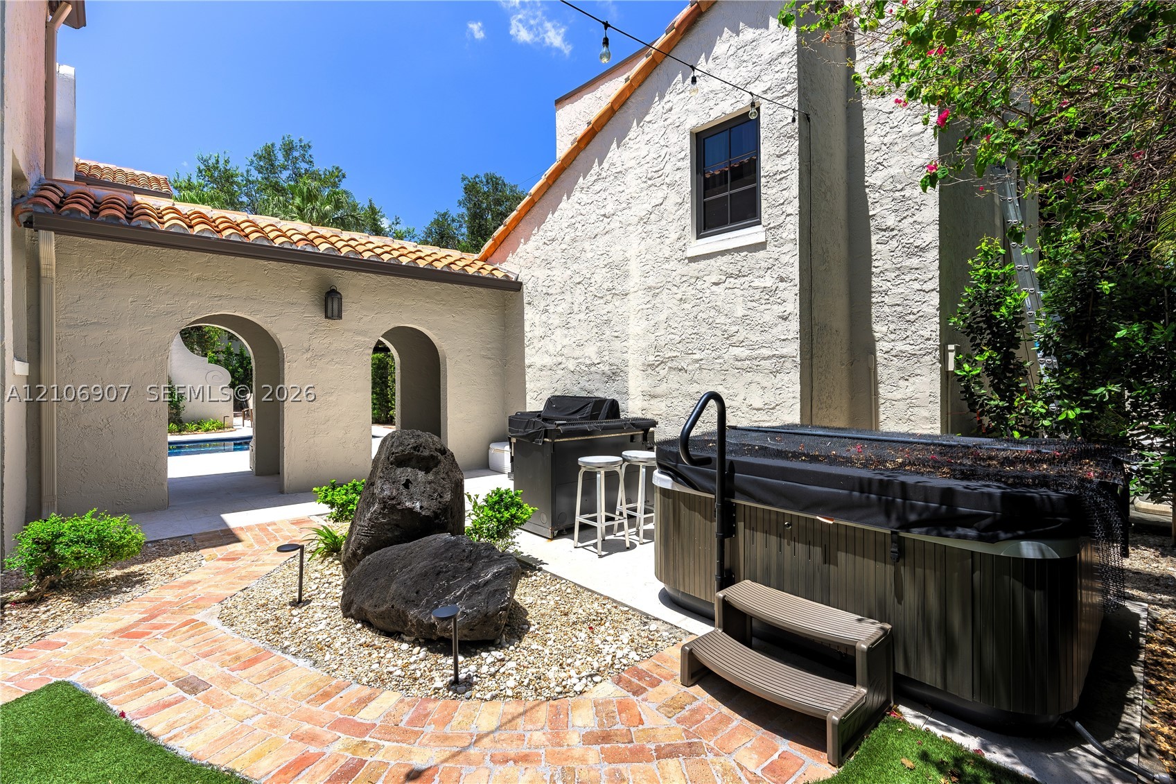 1822 Country Club Prado, Coral Gables FL 33134