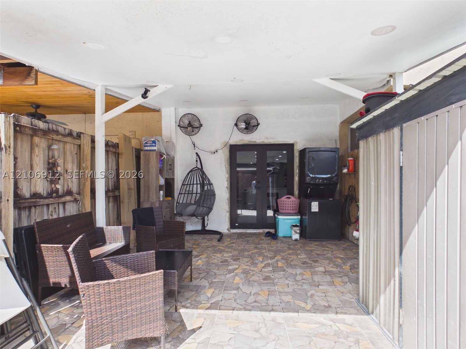 1142 W 42nd St #19, Hialeah FL 33012