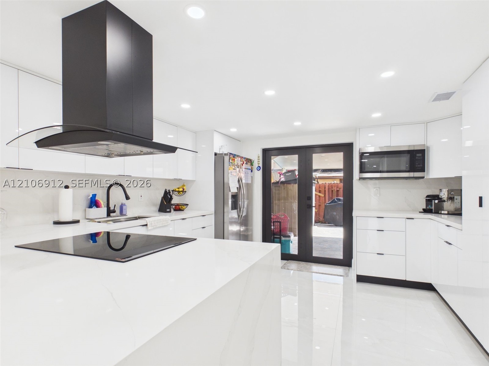 1142 W 42nd St #19, Hialeah FL 33012