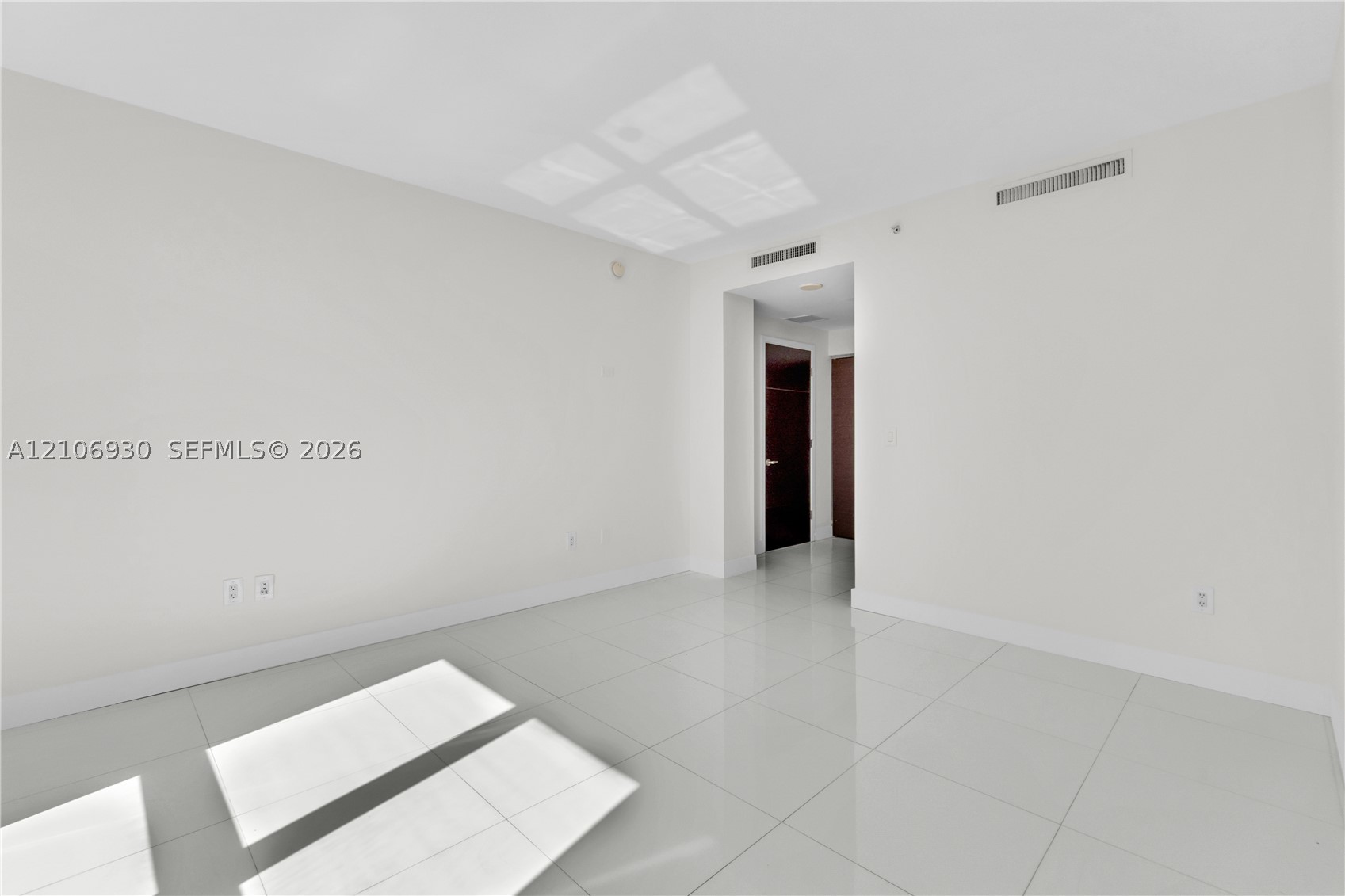 901 Brickell Key Blvd #1103, Miami FL 33131