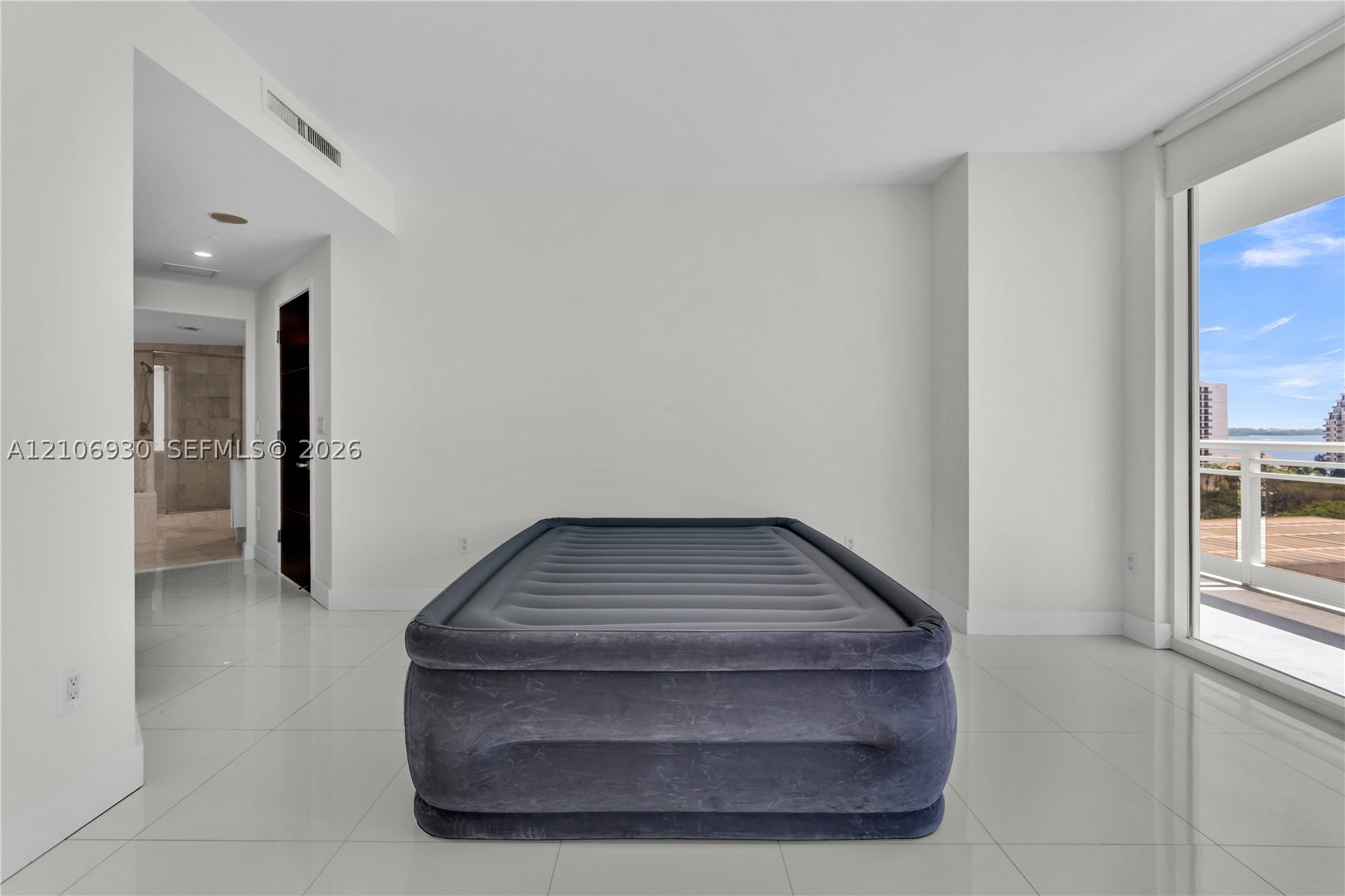 901 Brickell Key Blvd #1103, Miami FL 33131