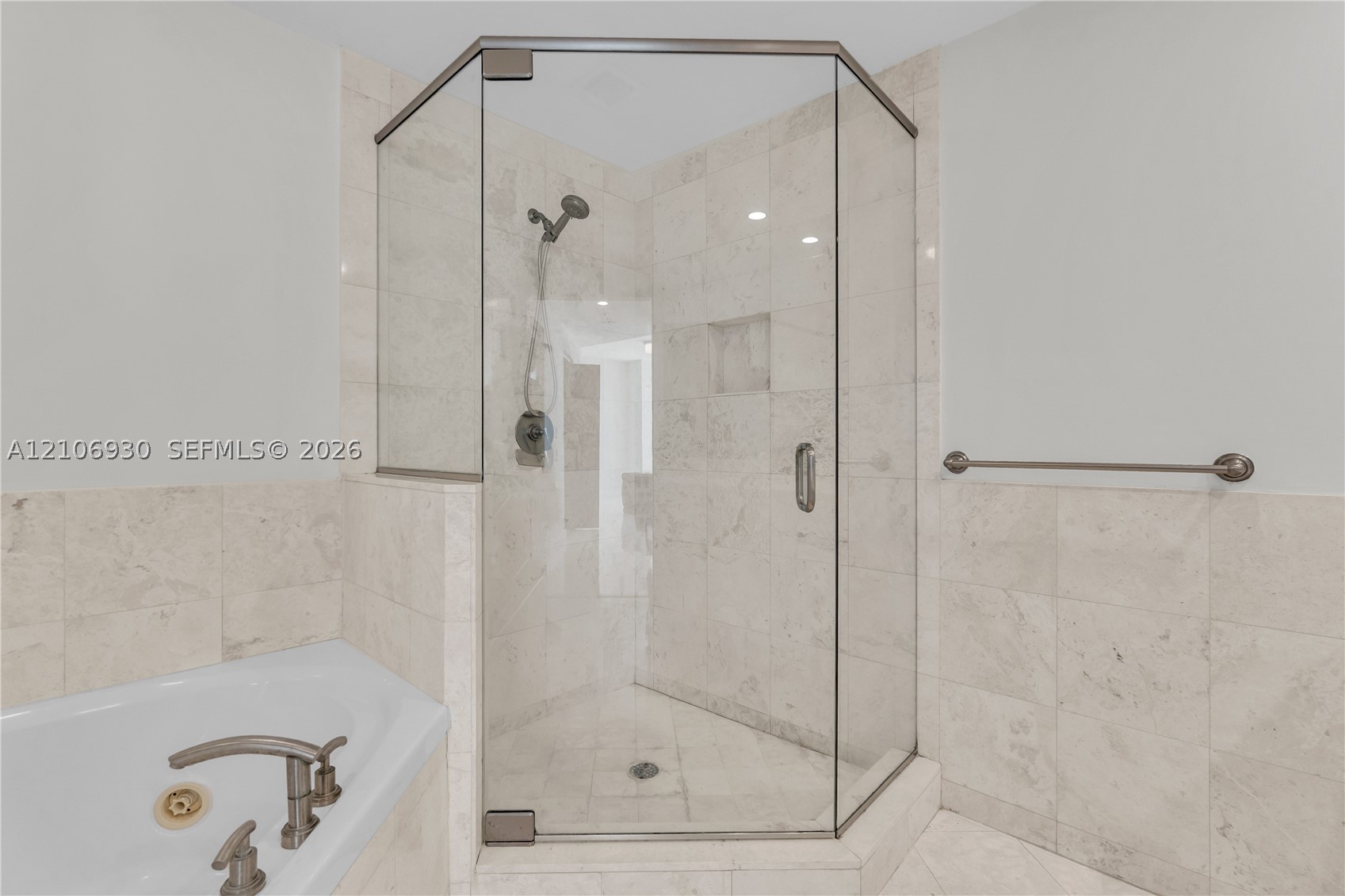 901 Brickell Key Blvd #1103, Miami FL 33131
