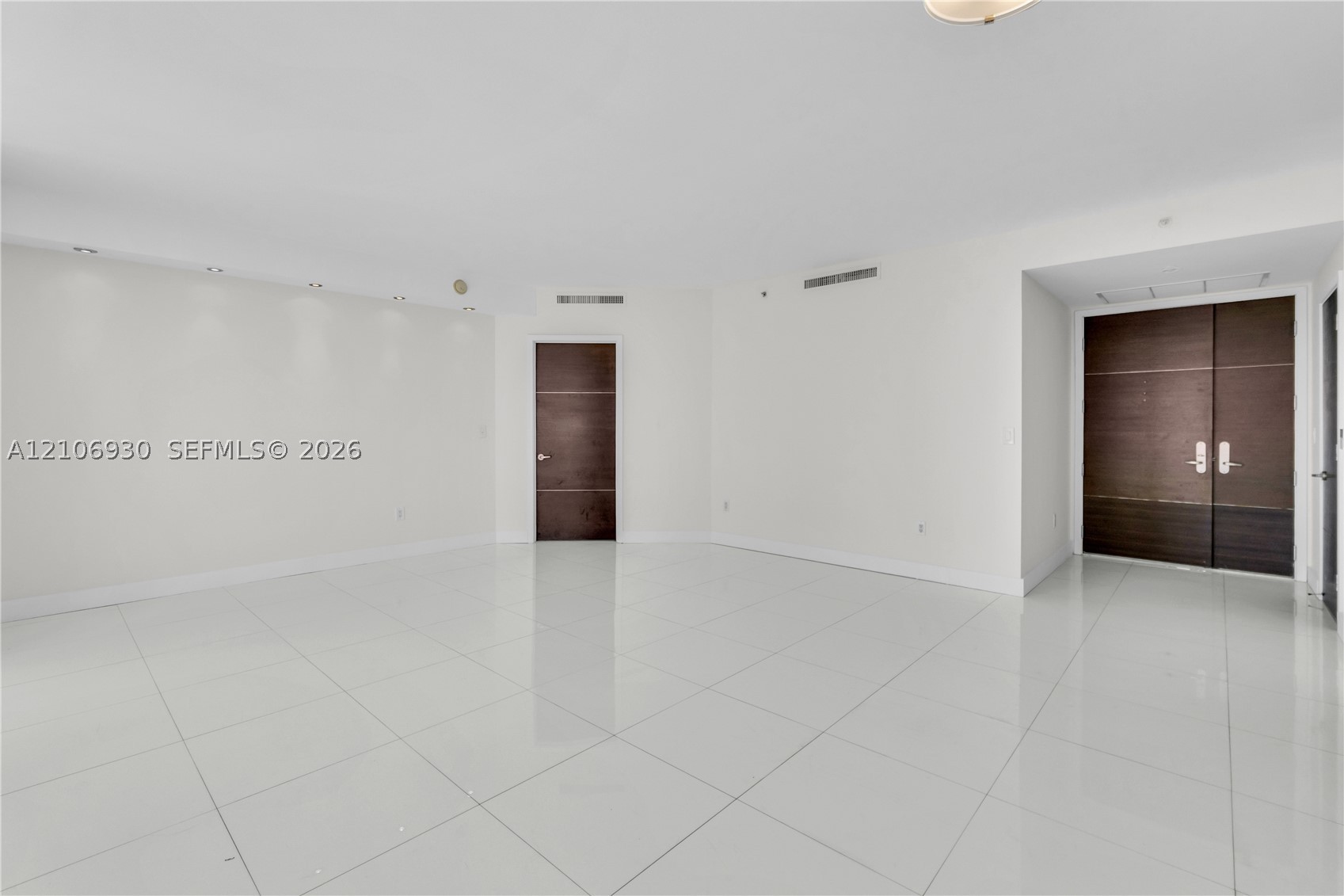 901 Brickell Key Blvd #1103, Miami FL 33131