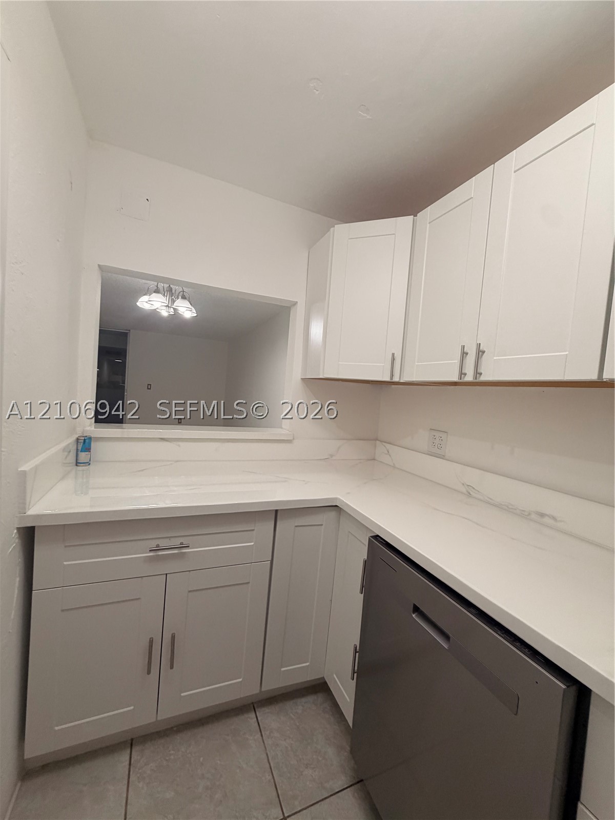 5050 NW 7th St #103, Miami FL 33126