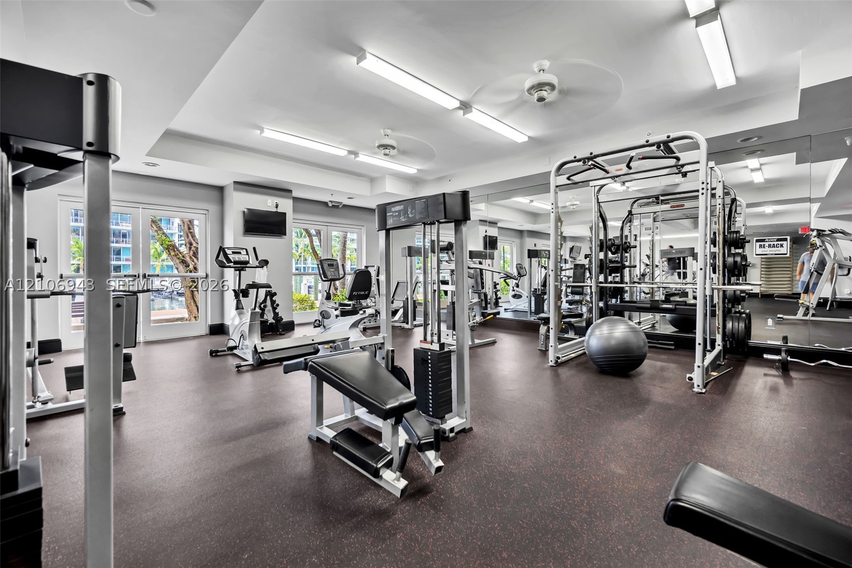 3001 NE 185th St #523, Aventura FL 33180