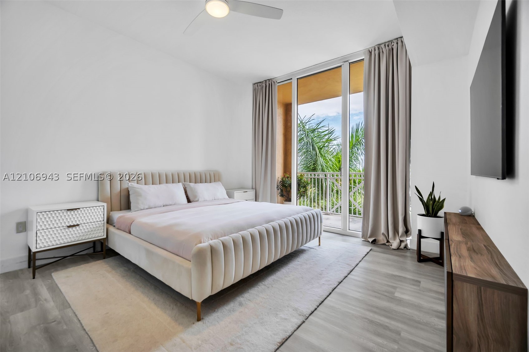 3001 NE 185th St #523, Aventura FL 33180