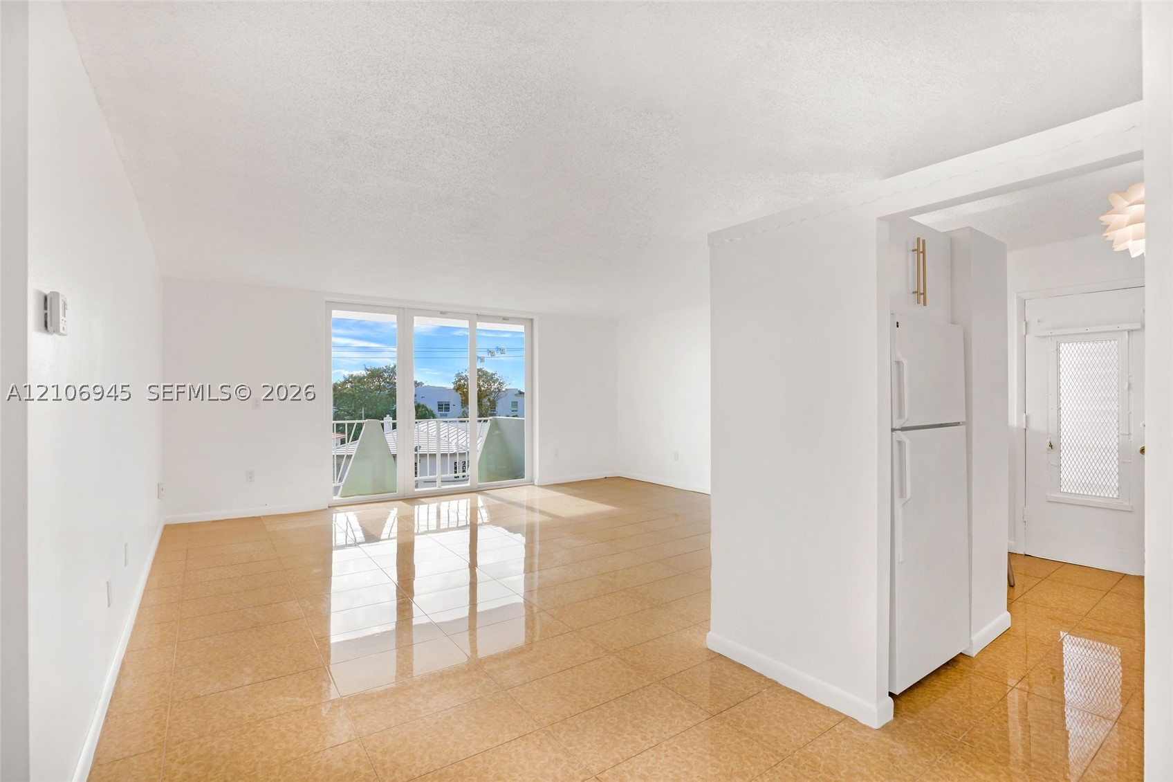 7133 Bay Dr #401, Miami Beach FL 33141