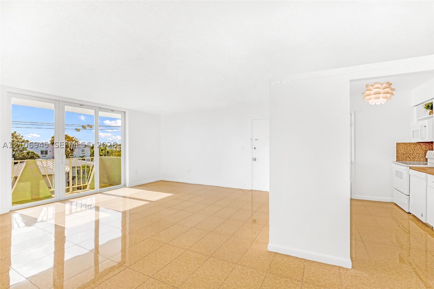 7133 Bay Dr #401, Miami Beach FL 33141