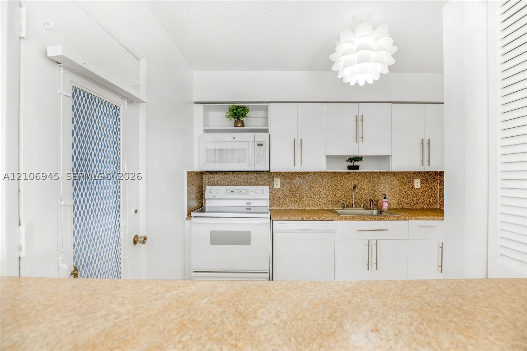 7133 Bay Dr #401, Miami Beach FL 33141