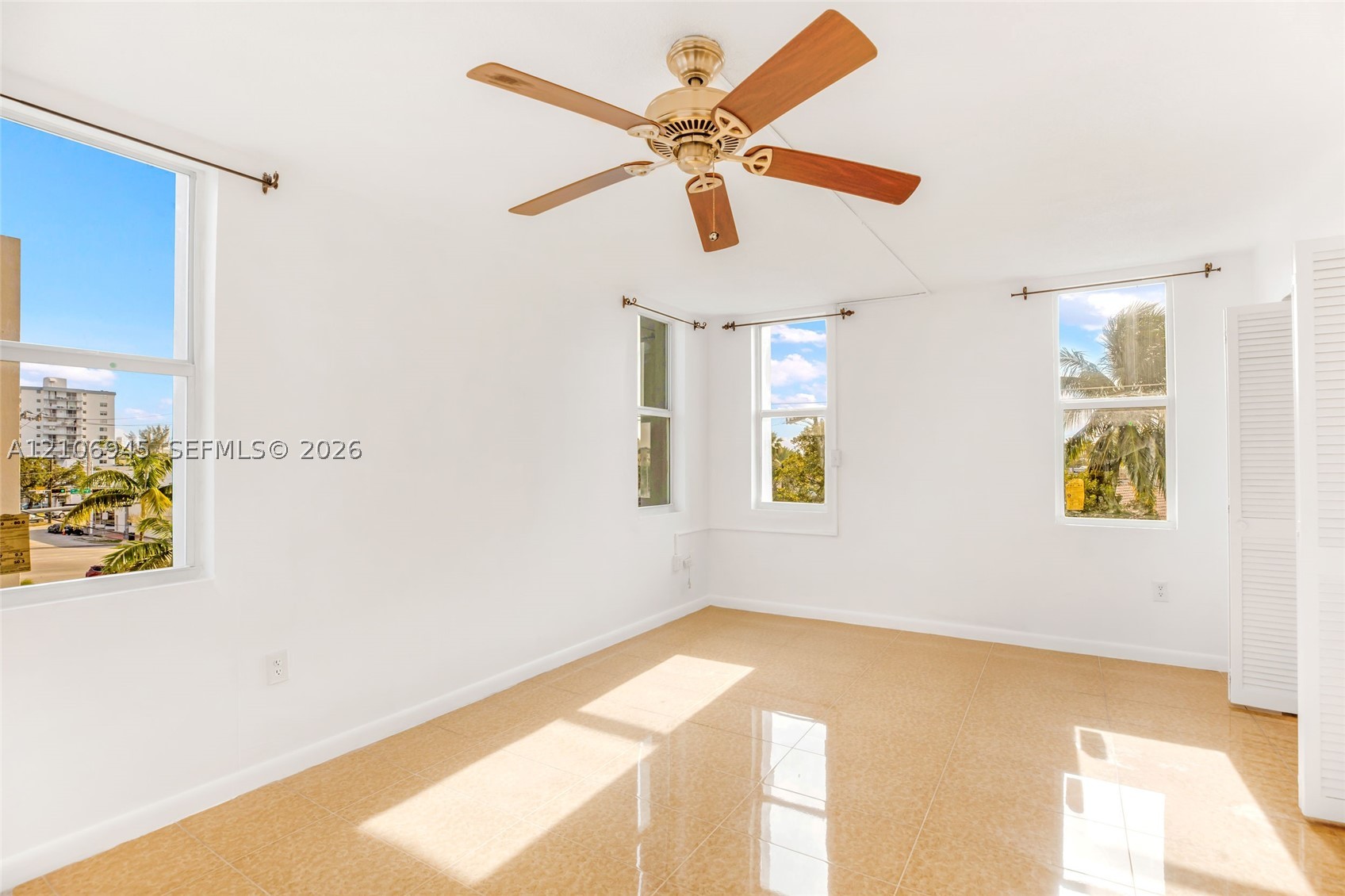7133 Bay Dr #401, Miami Beach FL 33141