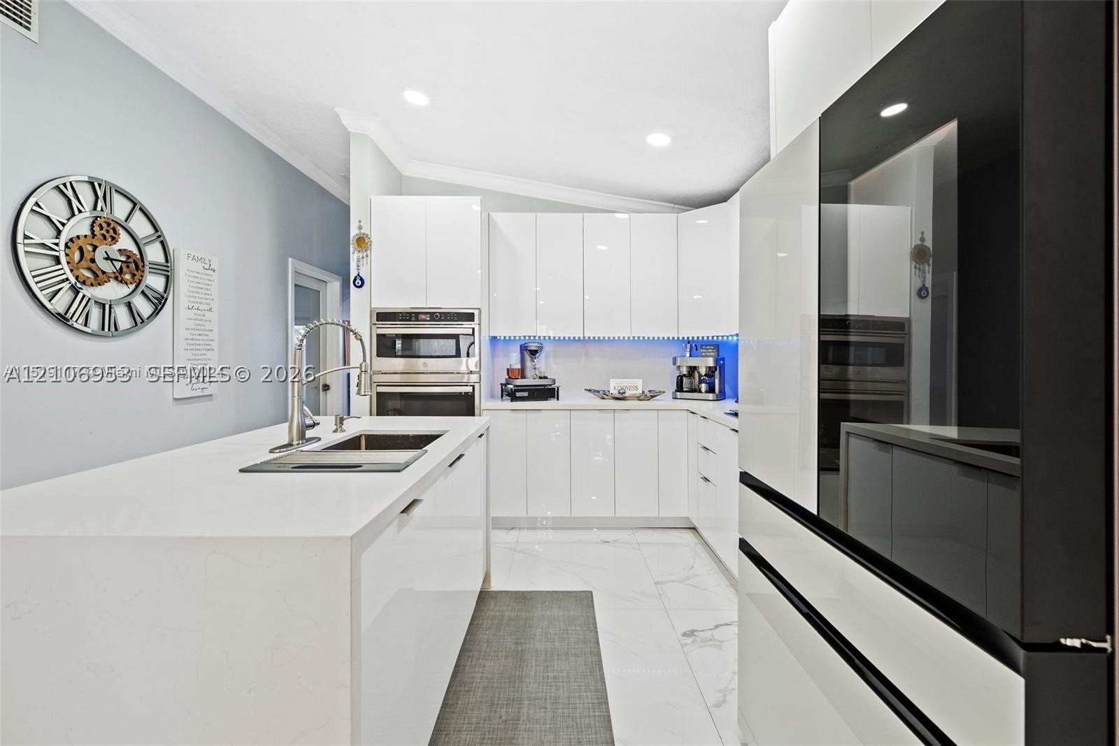 8765 NW 111th Ter, Hialeah Gardens FL 33018