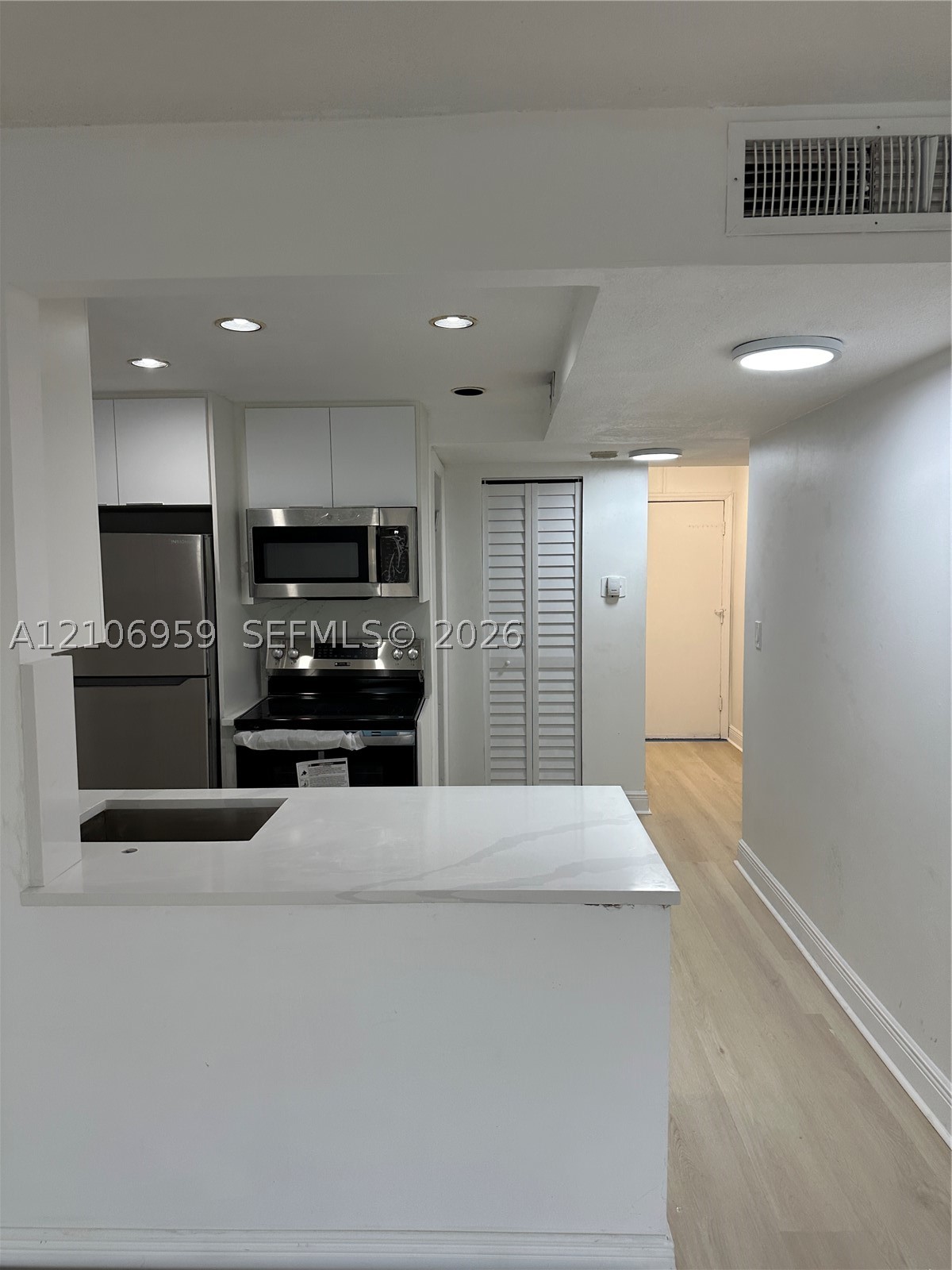 3868 NE 169th St #202, North Miami Beach FL 33160