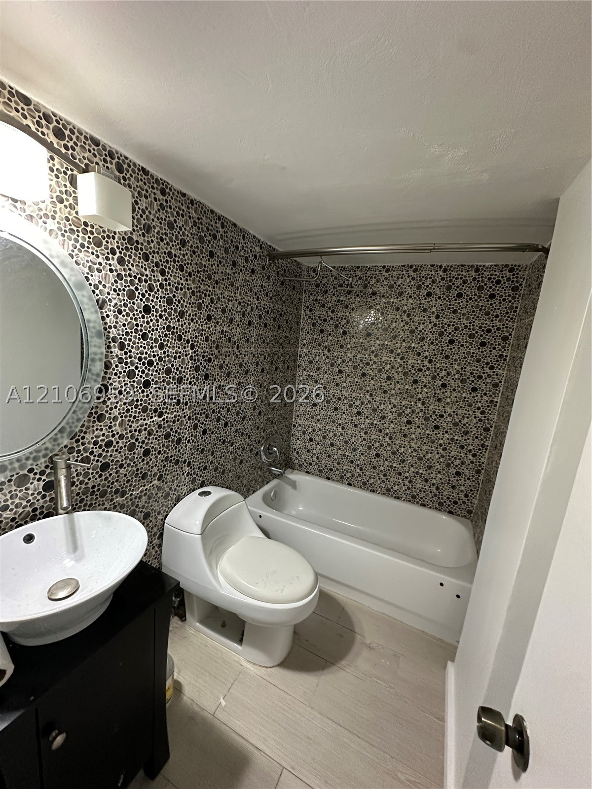 3868 NE 169th St #202, North Miami Beach FL 33160