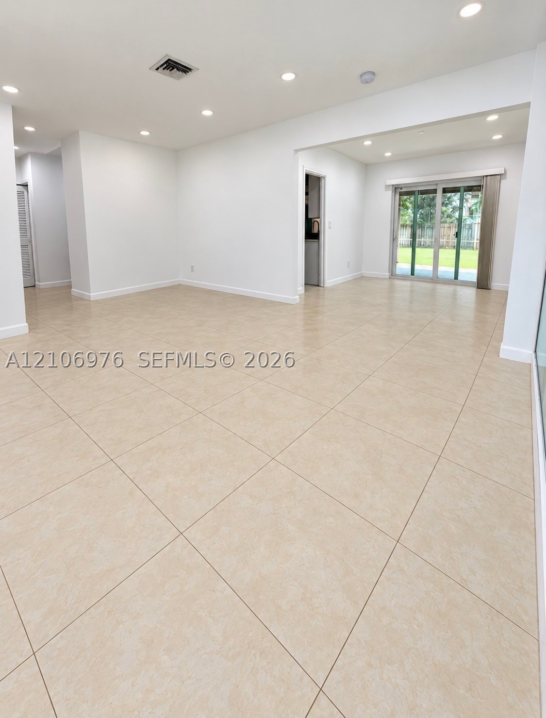 8376 NW 16th Street, Coral Springs FL 33071