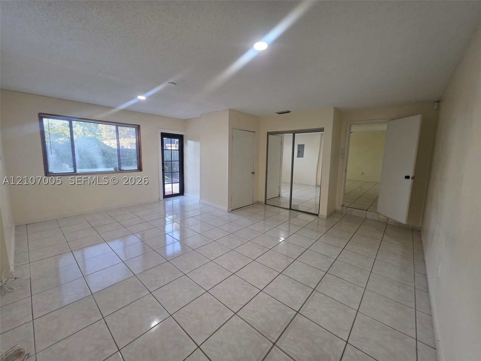 6325 Miami Lakeway, Miami Lakes FL 33014