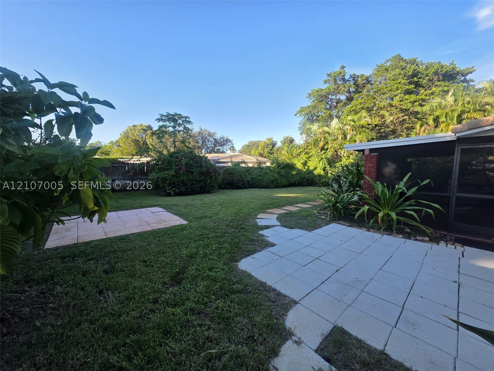 6325 Miami Lakeway, Miami Lakes FL 33014