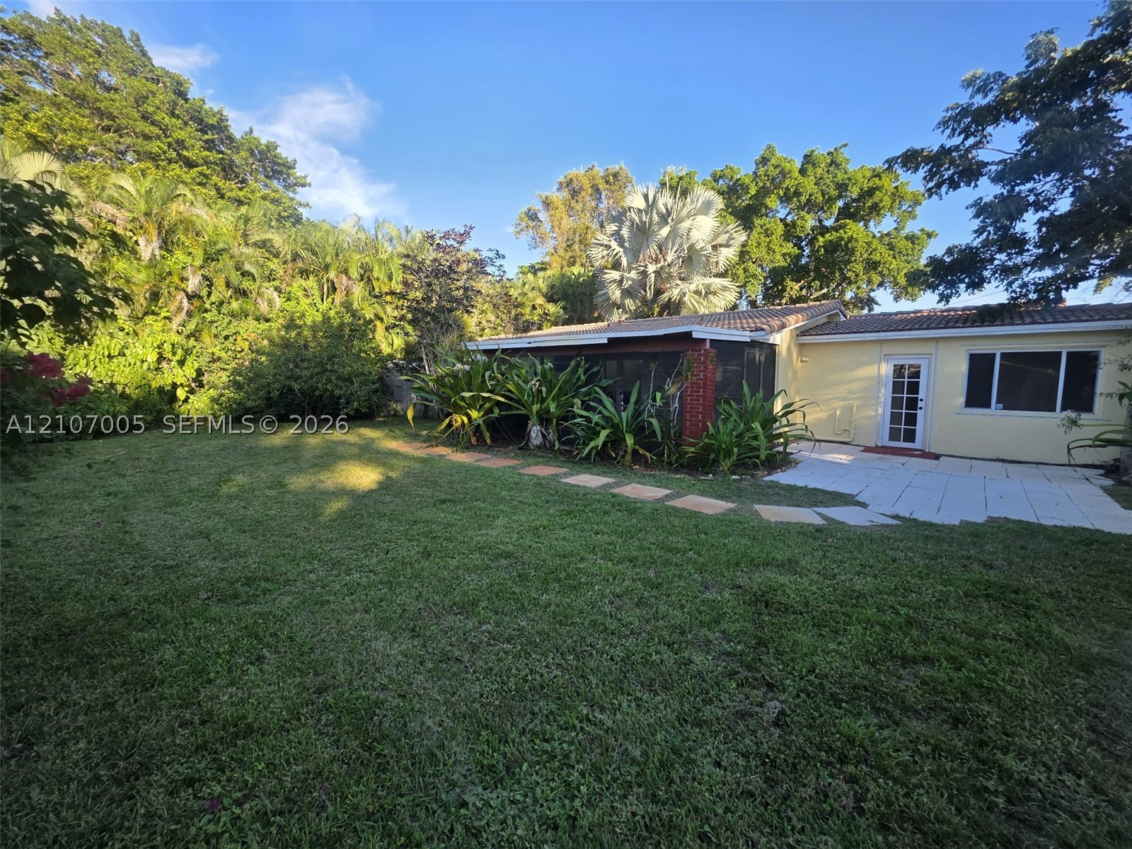 6325 Miami Lakeway, Miami Lakes FL 33014