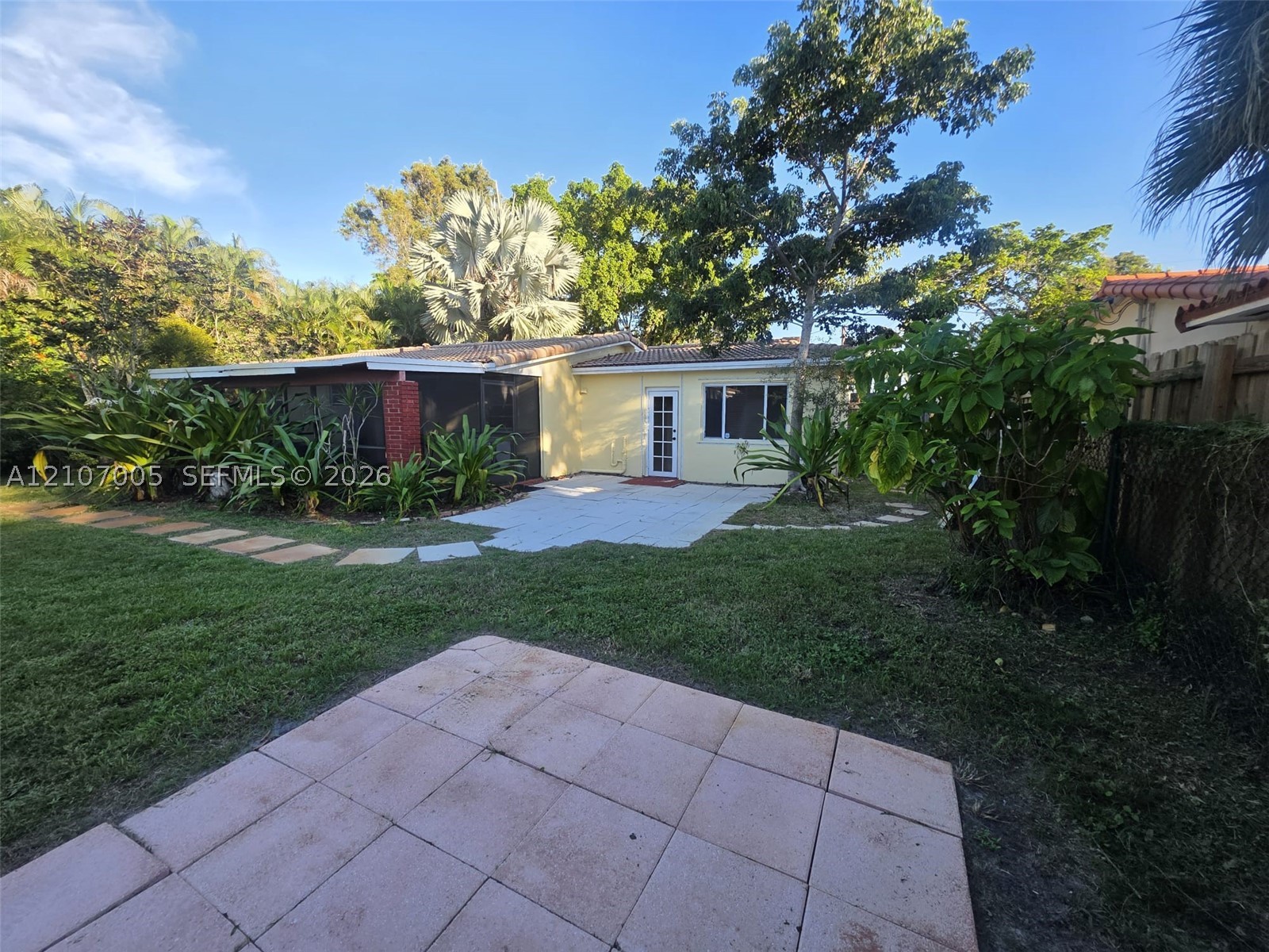 6325 Miami Lakeway, Miami Lakes FL 33014